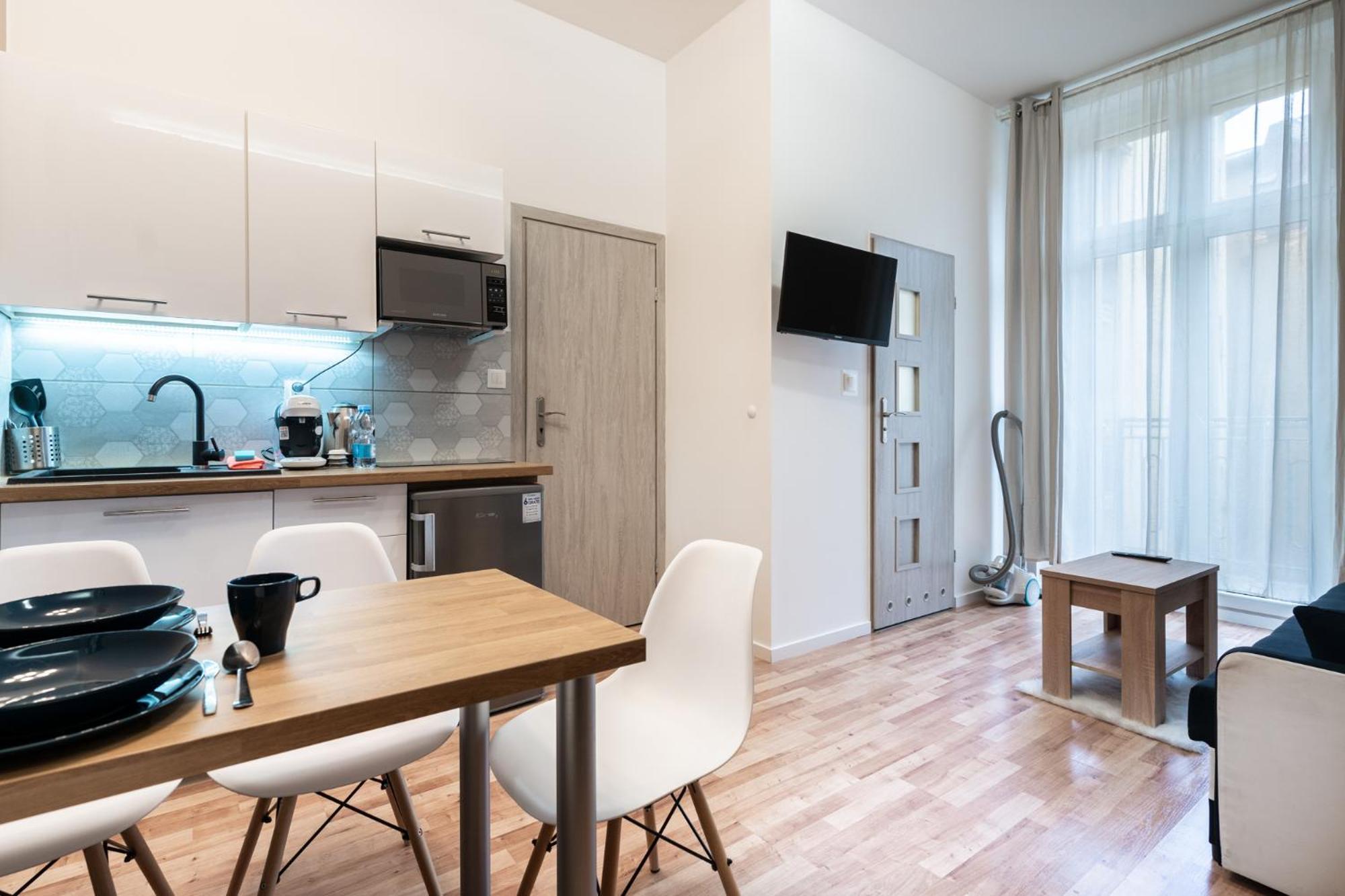 Apartment Teatralna - Rynek, Spodek - 2 With Balcony - Self-in - Coffee And Tea - Fv Katowice