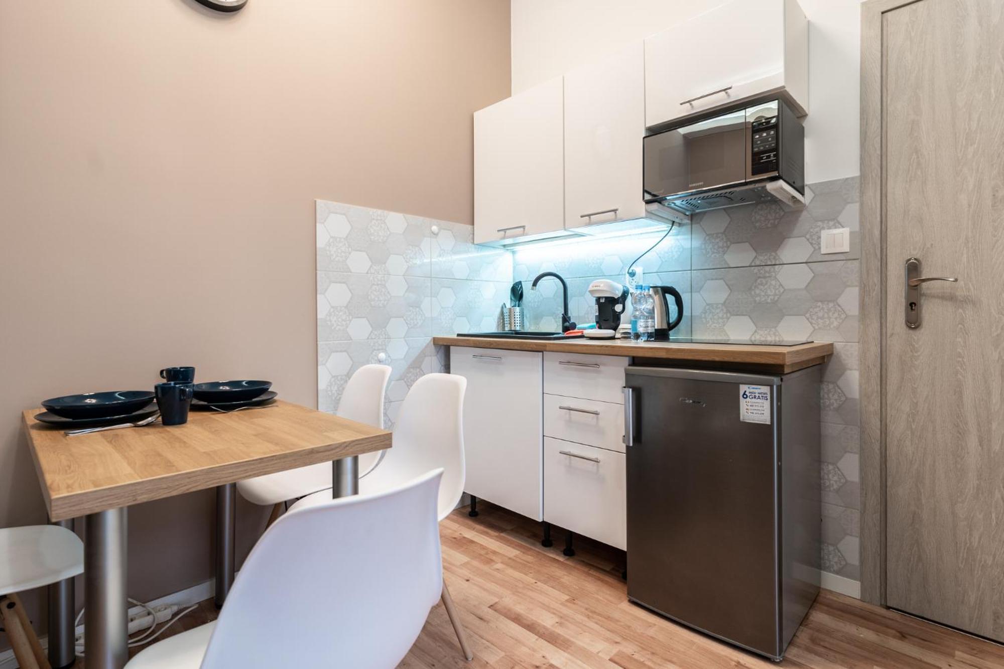 Apartment Teatralna - Rynek, Spodek - 2 With Balcony - Self-in - Coffee And Tea - Fv